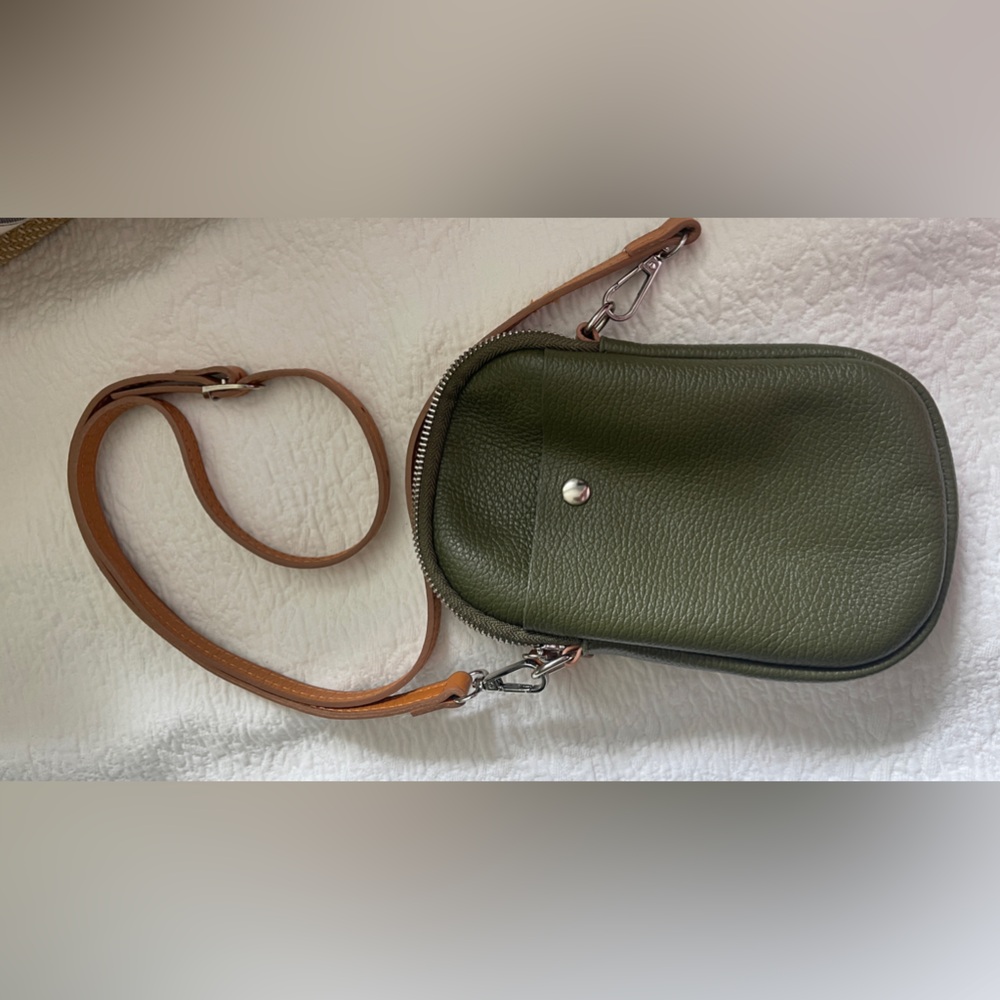 Leather phone crossbody.